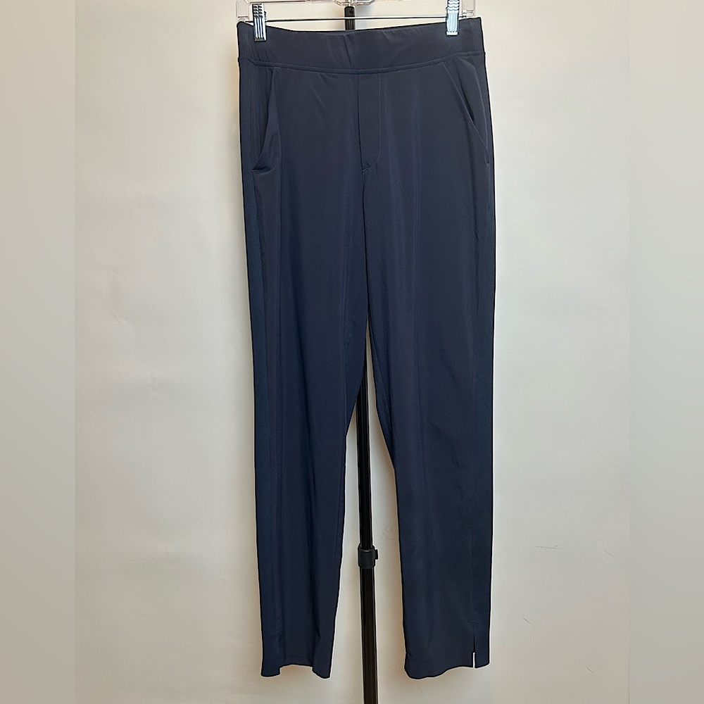 Athleta women’s “Brooklyn Ankle Pant”, color navy, size 4.